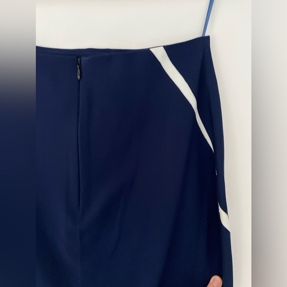 Navy Neoprene Skirt (SEASON SALE❣️) - Picture 3 of 4